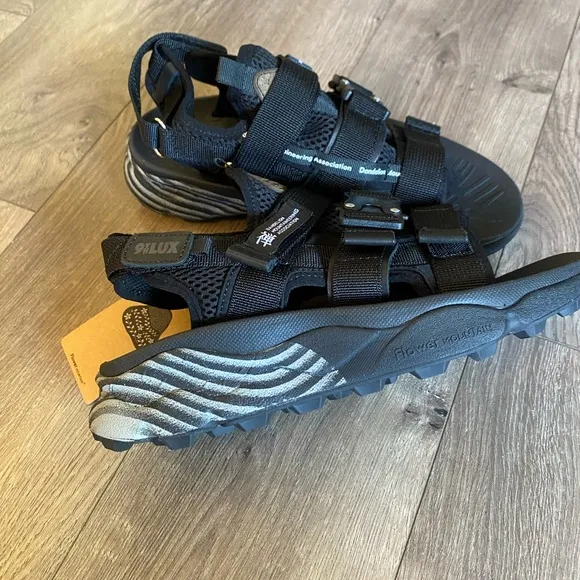 Free People x Flower Mountain Spec 9 Sports Sandals Size 7 NWT