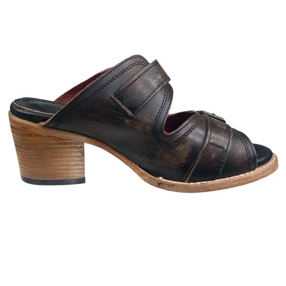 Freebird By Steven Women’s Caprice Brown Distressed Slide Sandal Size US 8