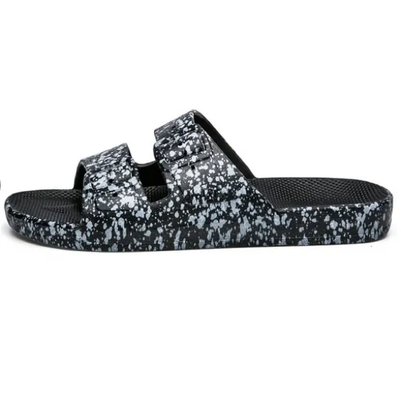 FREEDOM MOSES Two Band Slide Sandals - Black Splatter