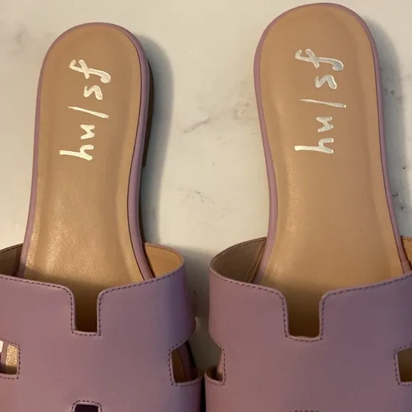 French Sole New York (FS/NY) Alibi Sandal In Lilac Woman’s Size 8