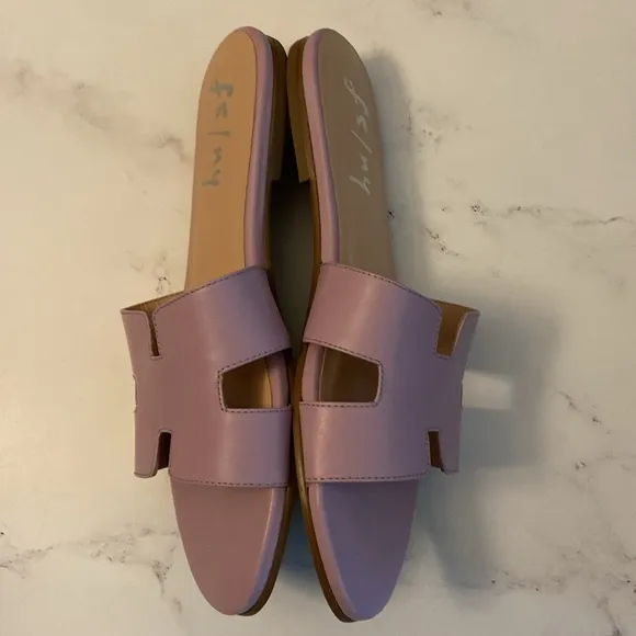 French Sole New York (FS/NY) Alibi Sandal In Lilac Woman’s Size 8