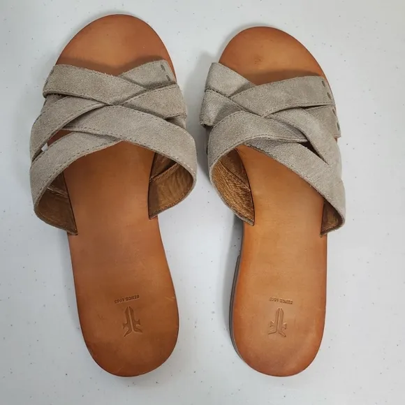Frye Carla Suede Criss Cross Slip-On Sandals in Ash