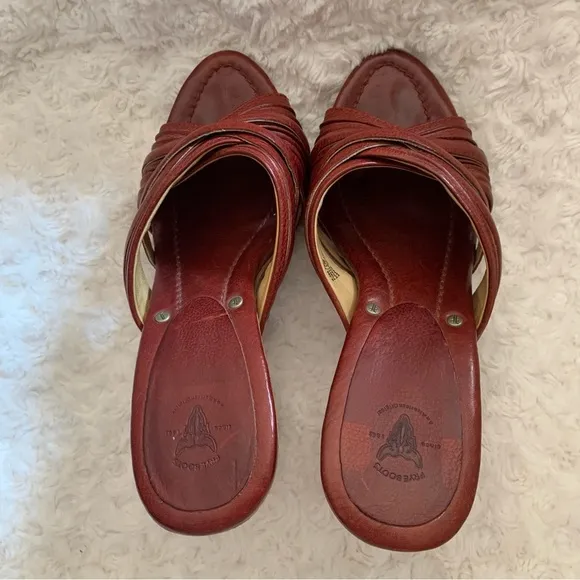 Frye Reese Multi Slide Sandals in Brown