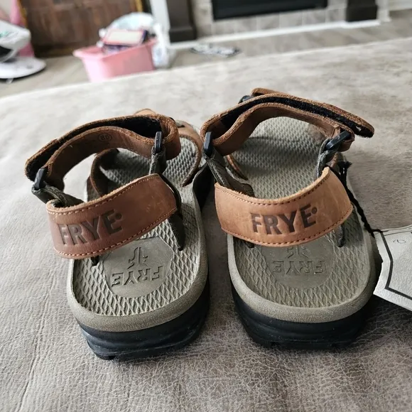 Frye Riverton Leather Sandals