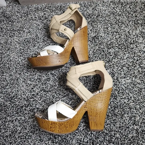 G by guess platform sandals, Chunky Thick Wedge, Tan,White,Snakeskin, Women's 9M