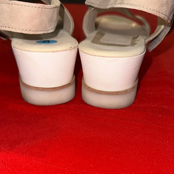 Gabor Champagne and Tan Comfort Platform Sandals Size 8.5