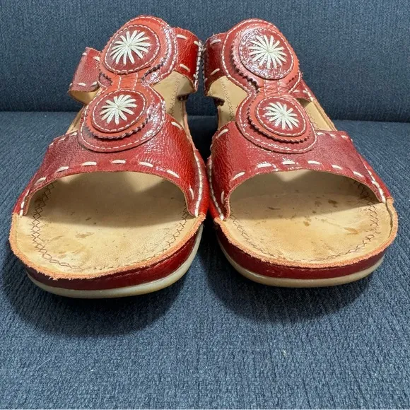 Gabor Sandals, Red leather wedges with stitched embellishments, Size 6.5, EUC