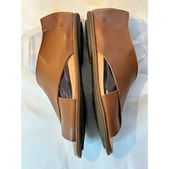 Gentle Souls by Kenneth Cole Laniey Slip-On Sandals Size US 7.5 / EU 38 Tan