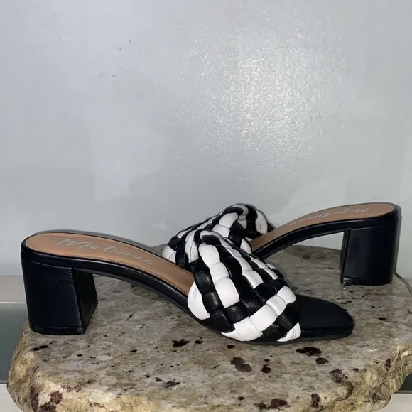 Gigi Leather Block Heel Square Toe Slip On Black/White Matisse Sandals-Sz 6-NWOB