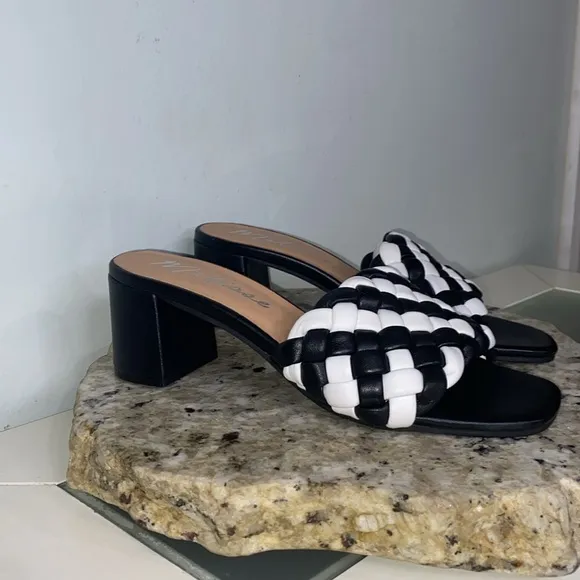 Gigi Leather Block Heel Square Toe Slip On Black/White Matisse Sandals-Sz 6-NWOB