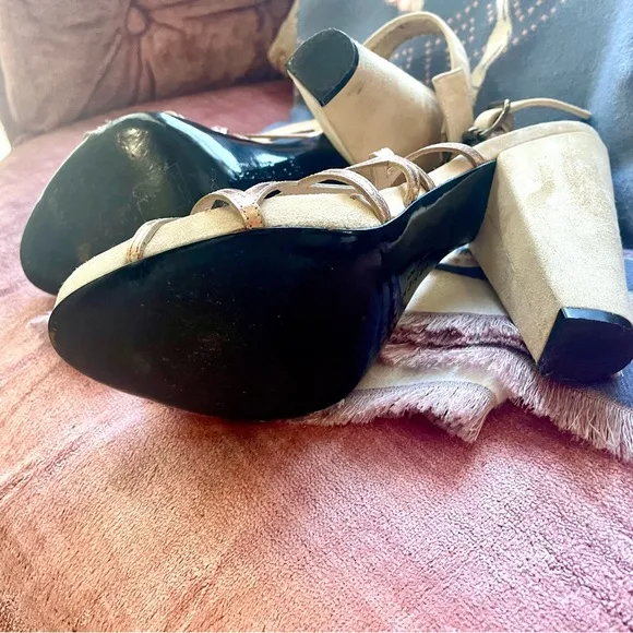 Givenchy rare suede/metallic rose gold leather block heel sandals, Sz39 1/2