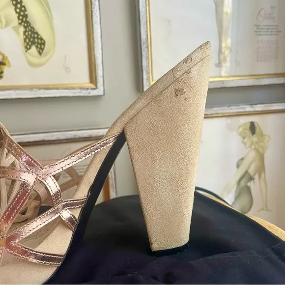 Givenchy rare suede/metallic rose gold leather block heel sandals, Sz39 1/2