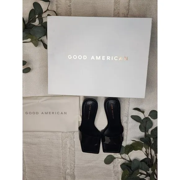 Good American Block Heel Slide Sandal in Black