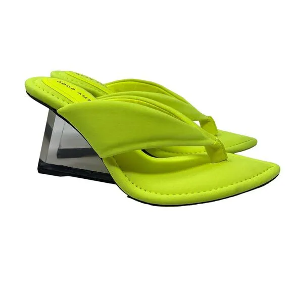 Good American Clear Wedge Sandals Size 7.5 Chartreuse GA077N-X