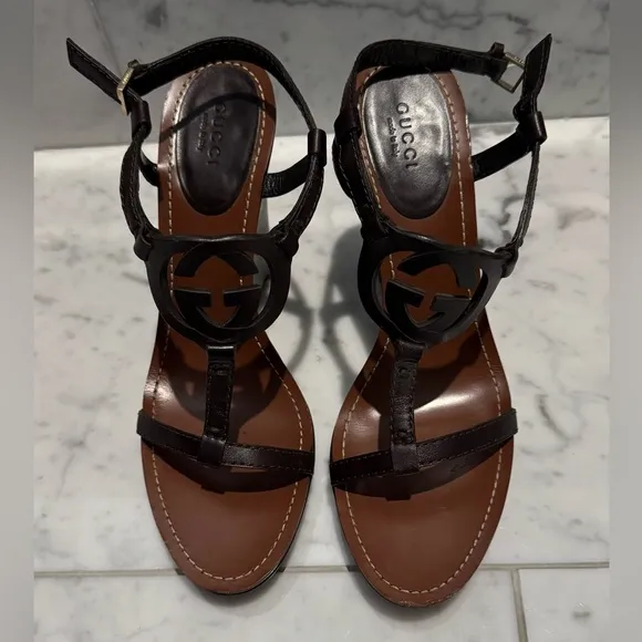 Gucci Black and Brown Wedge Sandals with Strappy Design