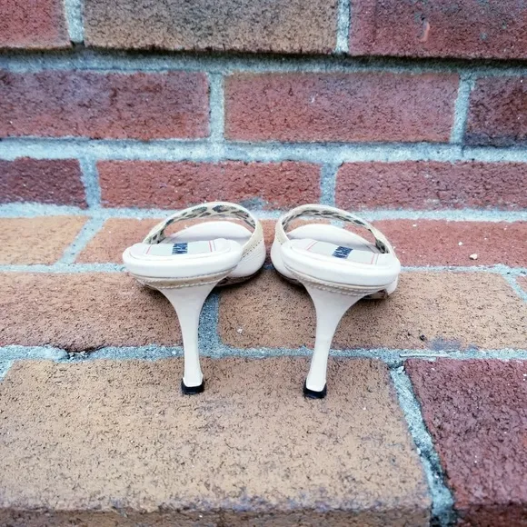 Hand Made in Italy Warren Edwards Sandals Cream Leather Size 7