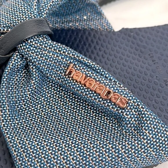 Havaianas You St. Tropez Shine Sandals navy blue NWOT