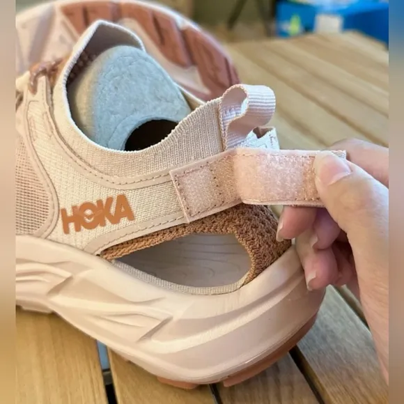 HOKA Women's Hopara 2 Hiking Sandals - Cedar