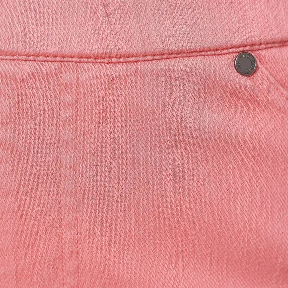 Isaac Mizrahi Live True Denim Crop Pull-On Jeans-Soft Spruce-Reg 8