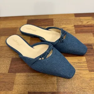 J Mclaughlin Holina Mules Denim Chambray Flats Y2K Slip On NWT Size 8 Sandals