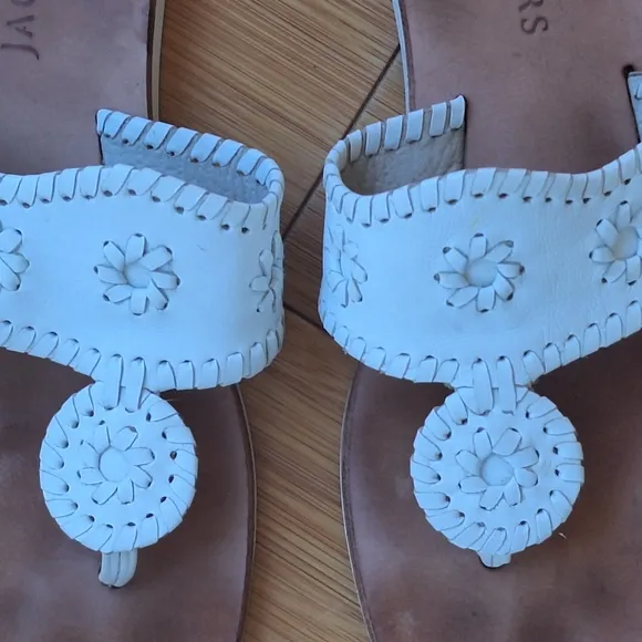 Jack Rogers Signature Jacks Flat Sandals Size 8 White Capri Crafted in Brazil
