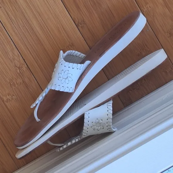 Jack Rogers Signature Jacks Flat Sandals Size 8 White Capri Crafted in Brazil
