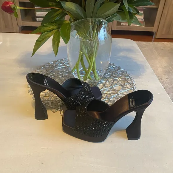 Jeffrey Campbell Hollywood Rhinestone Platform Sandals Size 7