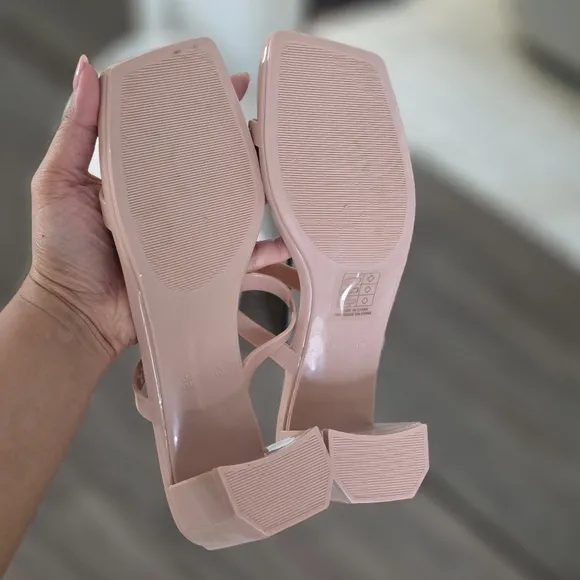 Jeffrey Campbell Jamm-3 Jelly Slide Minimalist Sandals in Nude, Size 9