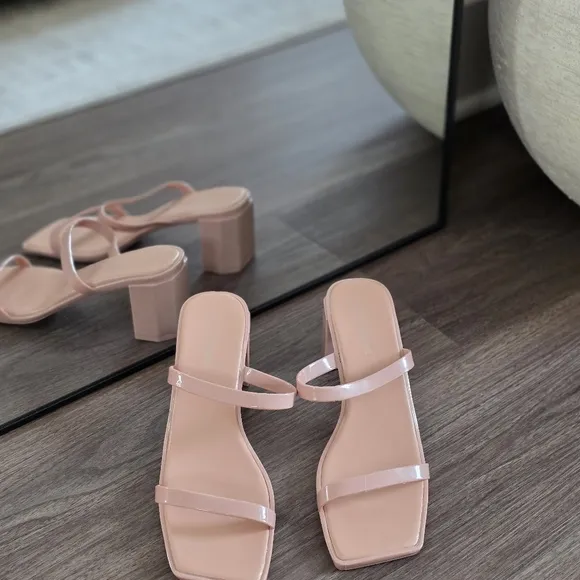 Jeffrey Campbell Jamm-3 Jelly Slide Minimalist Sandals in Nude, Size 9