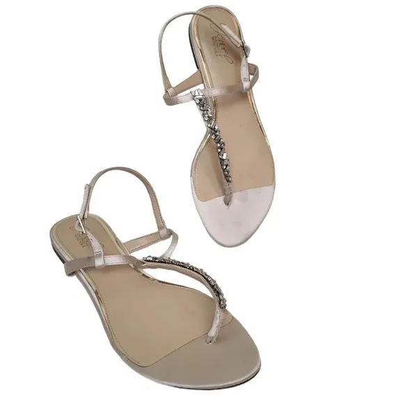Jewel Badgley Mischka Dafina Metallic Thong Sandal