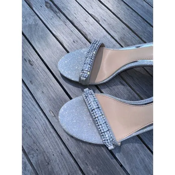 Jewel Badgley Mischka Randy Embellished Open Toe Silver Glitter Heeled Sandal 8
