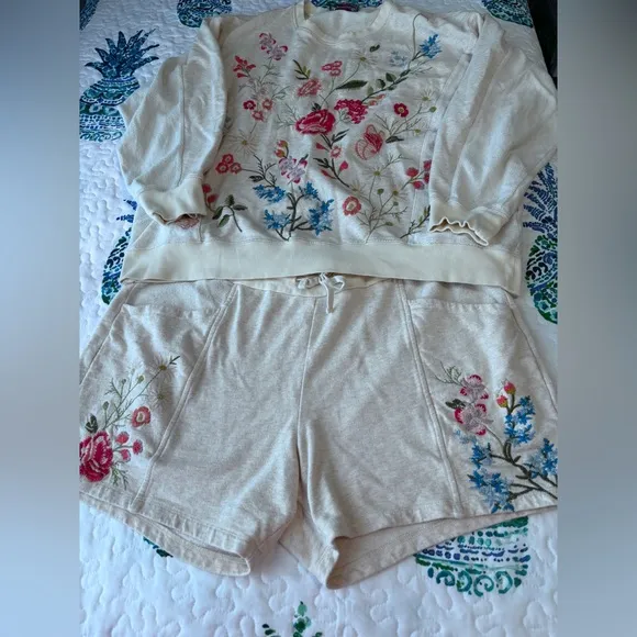 JOHNNY WAS Catalina Contrast French Terry Sweatsuit with shorts Size XL