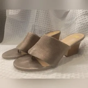 JOHNSTON MURPHY women thick heeled thong sparkle gray dressy sandals 8.5 M