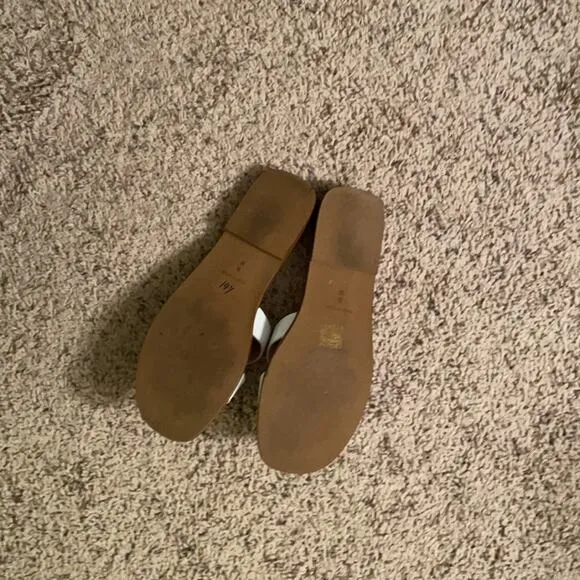 Jon Josef white nelly sandal flats made in Spain size 9M