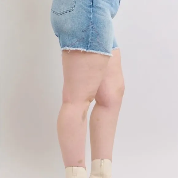 Judy Blue Plus Size High Waist Western Embroidery Detail Cut Off Denim Shorts