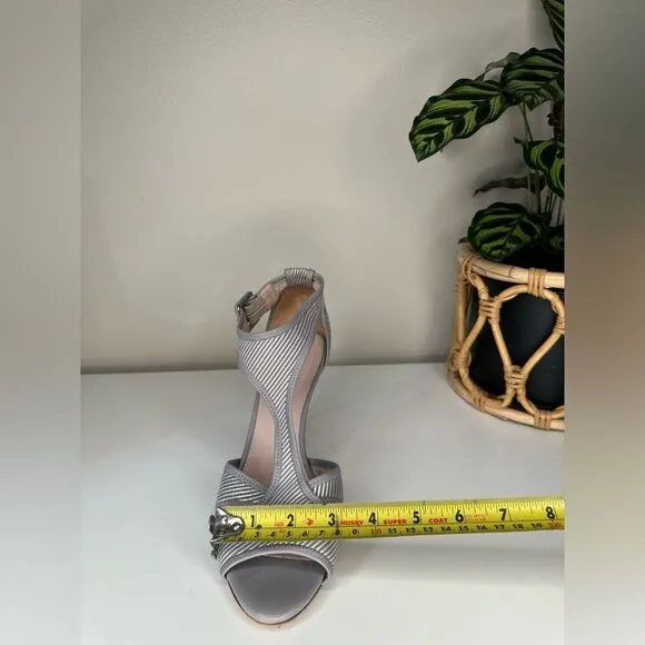 K. Bennett London Gray White Striped Christina Pumps Made in Italy, Size 9.5/40