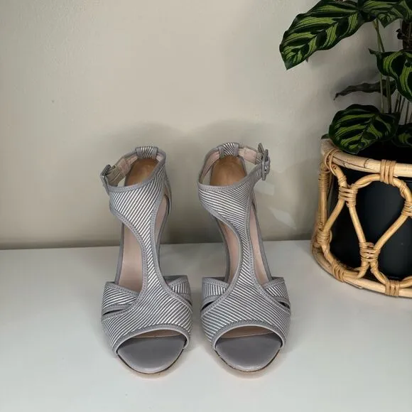 K. Bennett London Gray White Striped Christina Pumps Made in Italy, Size 9.5/40