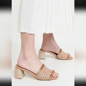Kaanas  Brand Slip-on Sumatra Sandal Size 7 Tan 3” Heel EUC