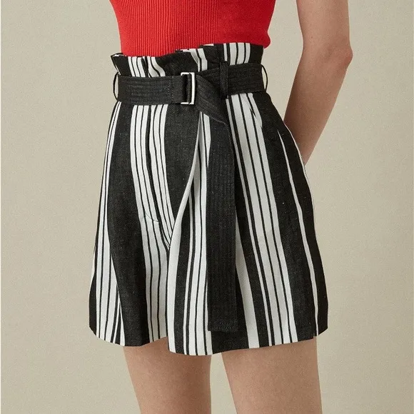 Karen Millen Linen Paper-bag style High Waist Black&amp; White Stripe pleated shorts