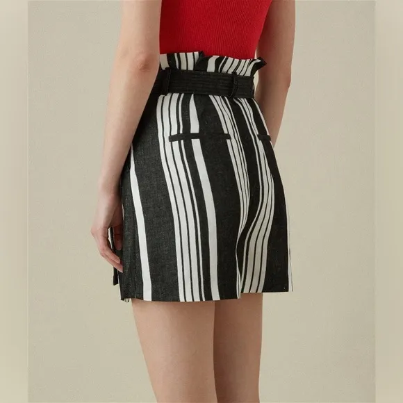 Karen Millen Linen Paper-bag style High Waist Black&amp; White Stripe pleated shorts