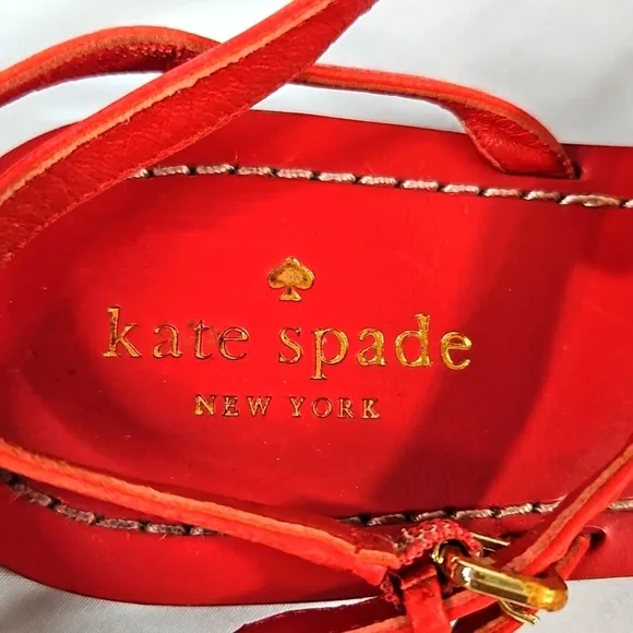 KATE SPADE New York Flowered T-Strap Red Leather Sandals Sz 7