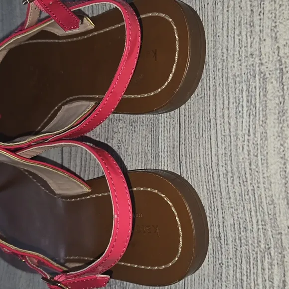 Kate Spade Women's Cassandra Thong Sandals Pink w/ Gold Hardware Size 9