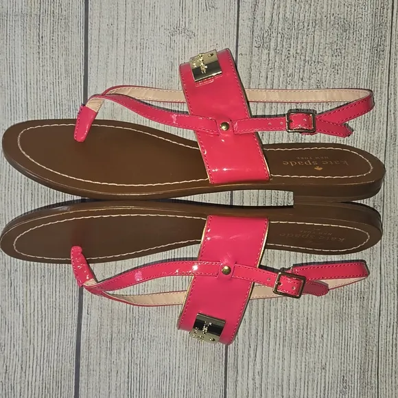 Kate Spade Women's Cassandra Thong Sandals Pink w/ Gold Hardware Size 9