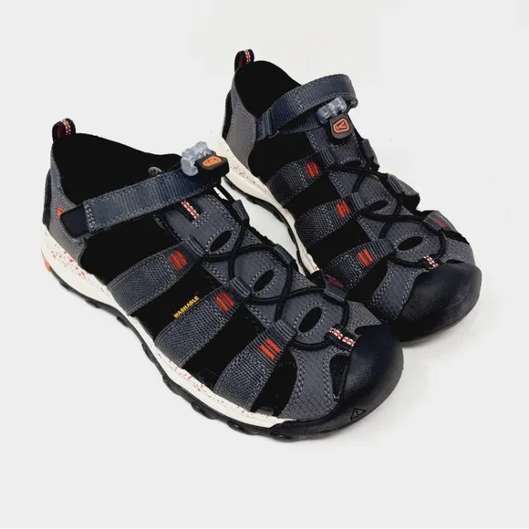 KEEN (Big Boy) Hiking Sandals Newport Neo H2 Magnetic Spicy Kids Sz 5 NWOB