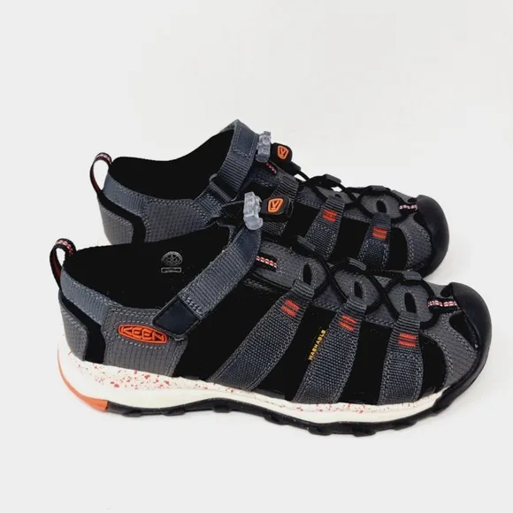 KEEN (Big Boy) Hiking Sandals Newport Neo H2 Magnetic Spicy Kids Sz 5 NWOB