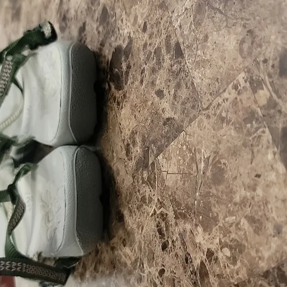 Keen La Paz Sports Green Strappy Sandals Size 9