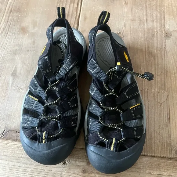 Keen Men's Black Outdoor hiking Sandals