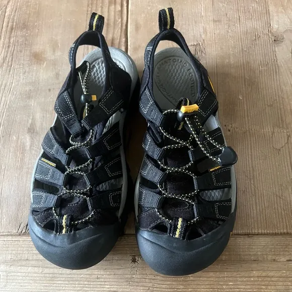 Keen Men's Black Outdoor hiking Sandals