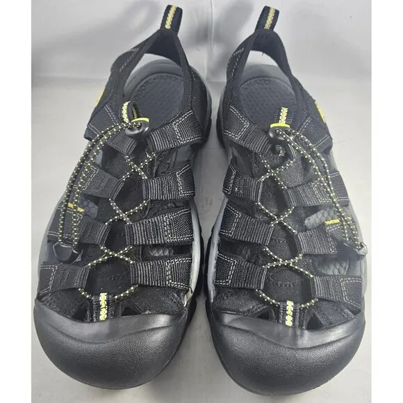 Keen Men's Newport H2, Black  Hiking  Sandals. Razor Siping For Traction Size 8