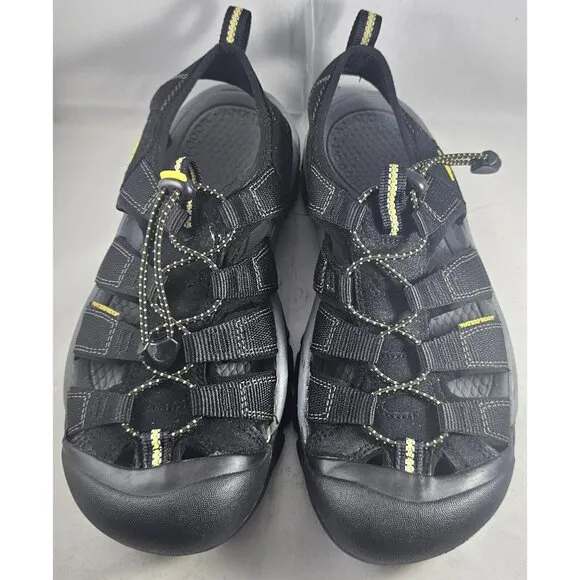 Keen Men's Newport H2, Black  Hiking  Sandals. Razor Siping For Traction Size 8